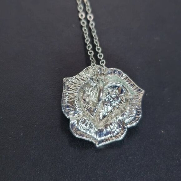 Purple Rose‎ Flower Pendant with a Heart Center (NWOT) - Picture 3 of 4